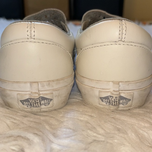 VANS UltraCush Classic Slip-On DX - Havana Perforated White Leather, Size 8 - Picture 10 of 15